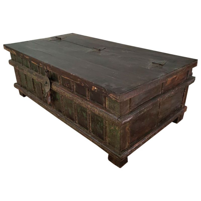 BROWN HANDMADE FINISHED TRUNK TABLE