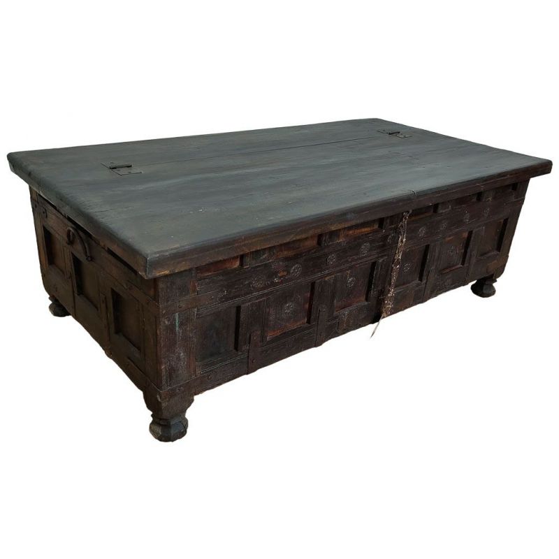 WOOD AND METAL TRUNK COFFEE TABLE WITH HANDMADE BROWN FINISH