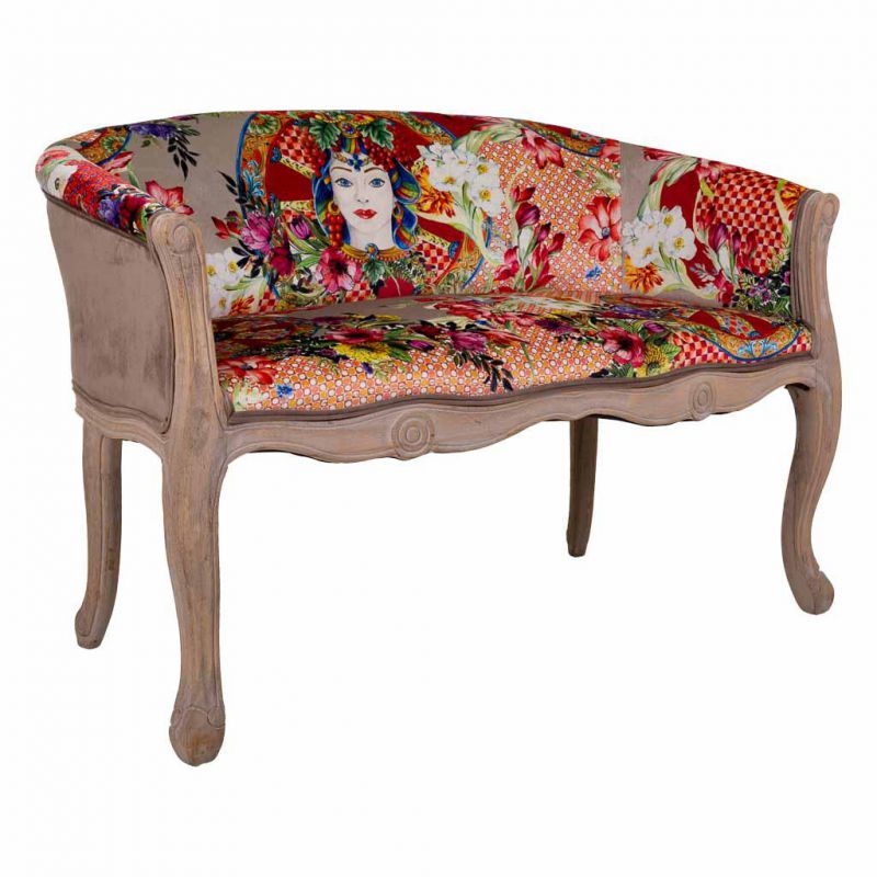 Sofa de madera tapizado