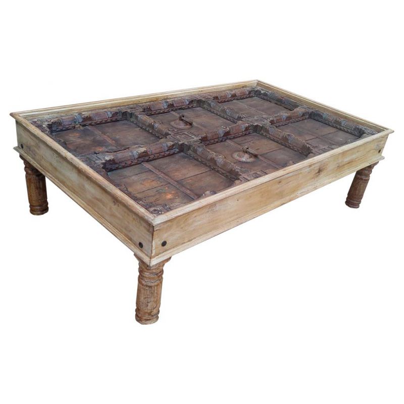 Mesa de centro de madera acabado artesanal marron